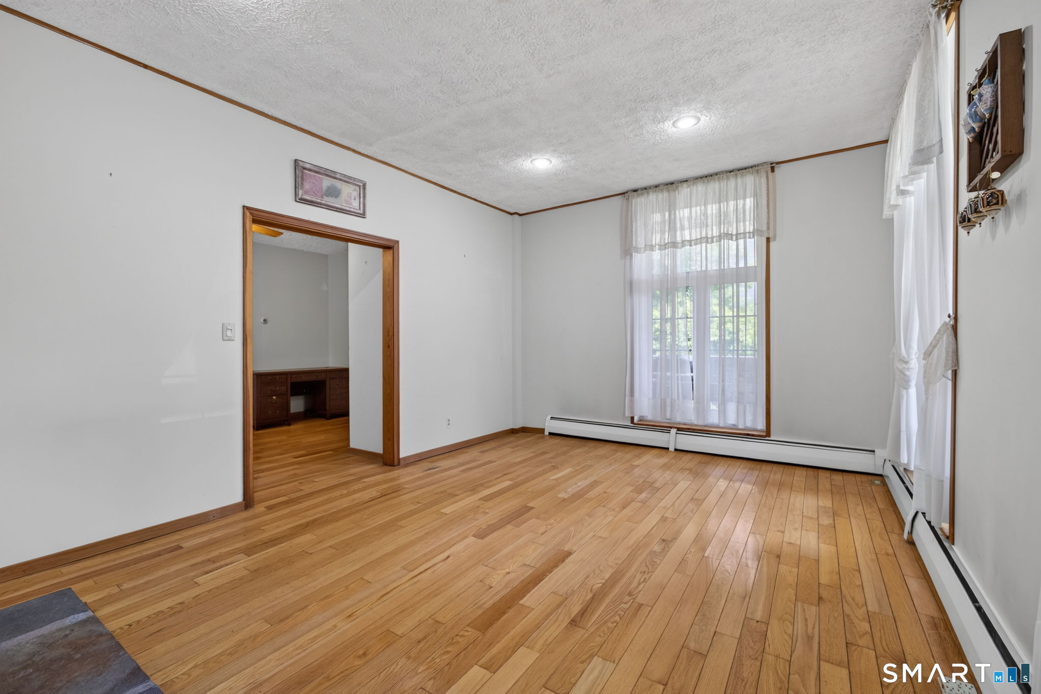 23 Oregon Avenue East Haven CT 06512
