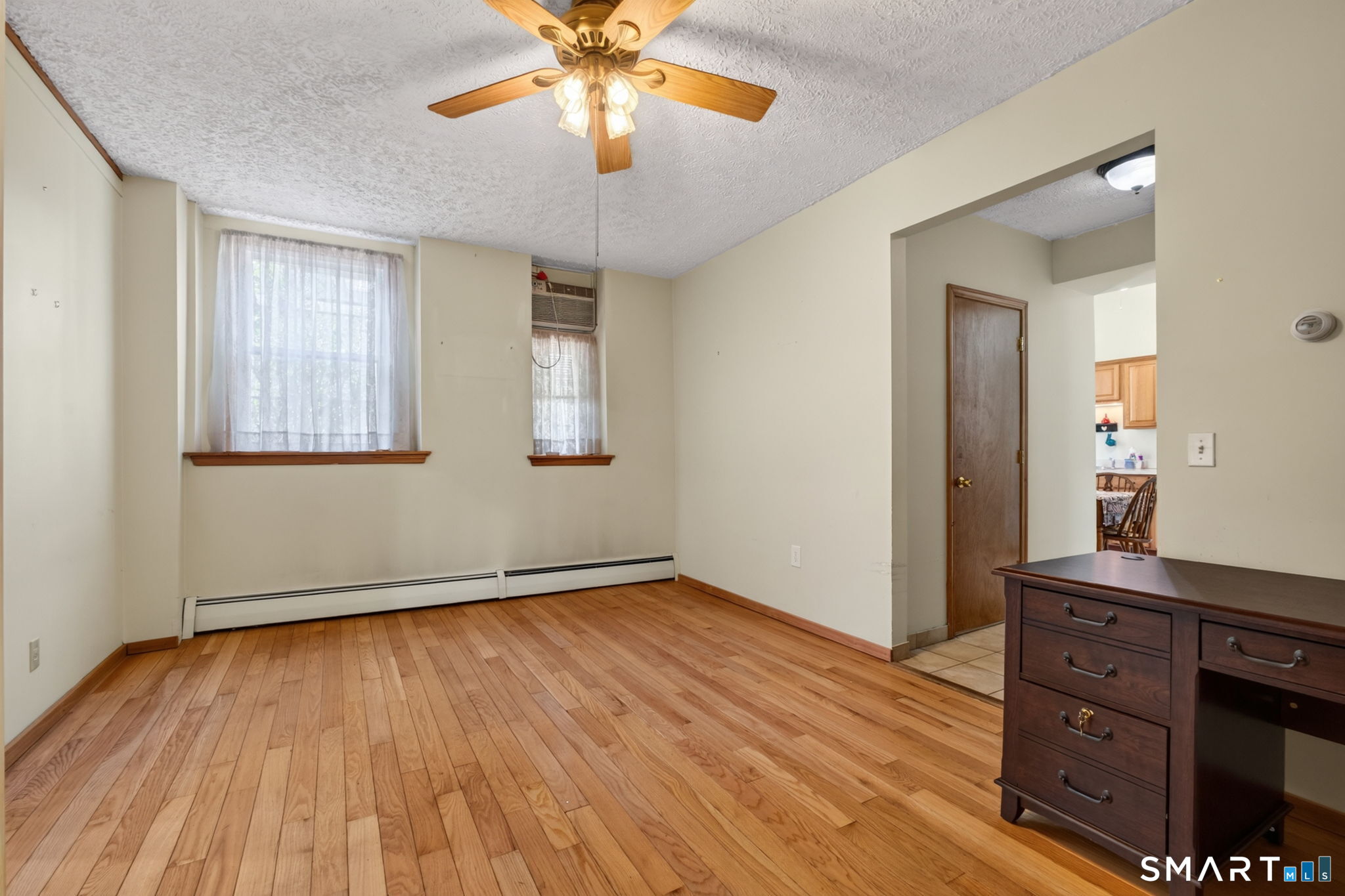 23 Oregon Avenue East Haven CT 06512