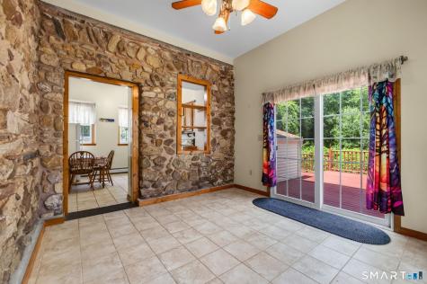 23 Oregon Avenue East Haven CT 06512