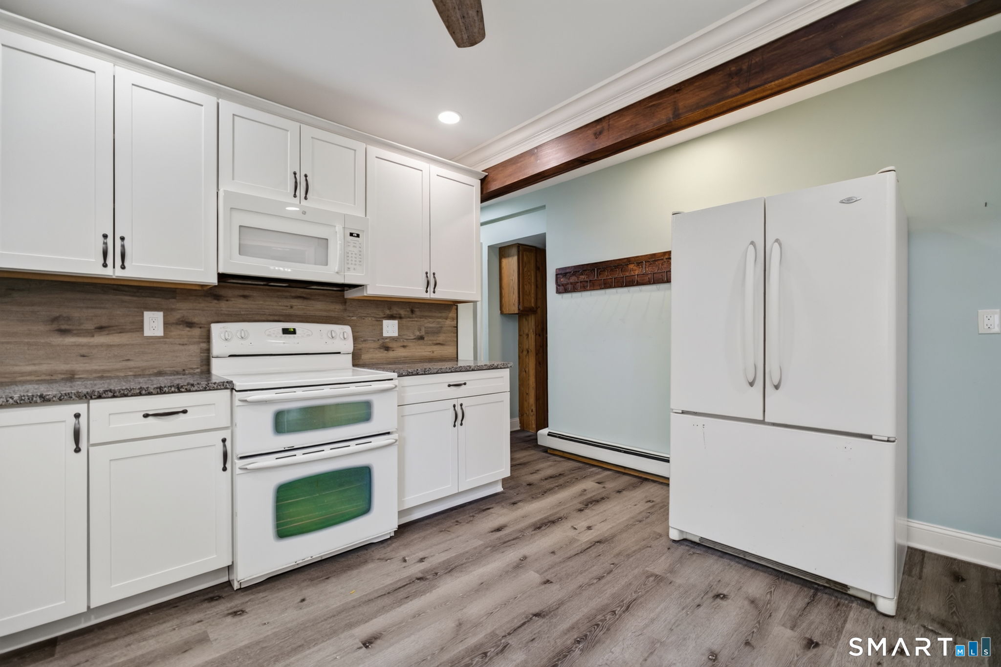 23 Oregon Avenue East Haven CT 06512