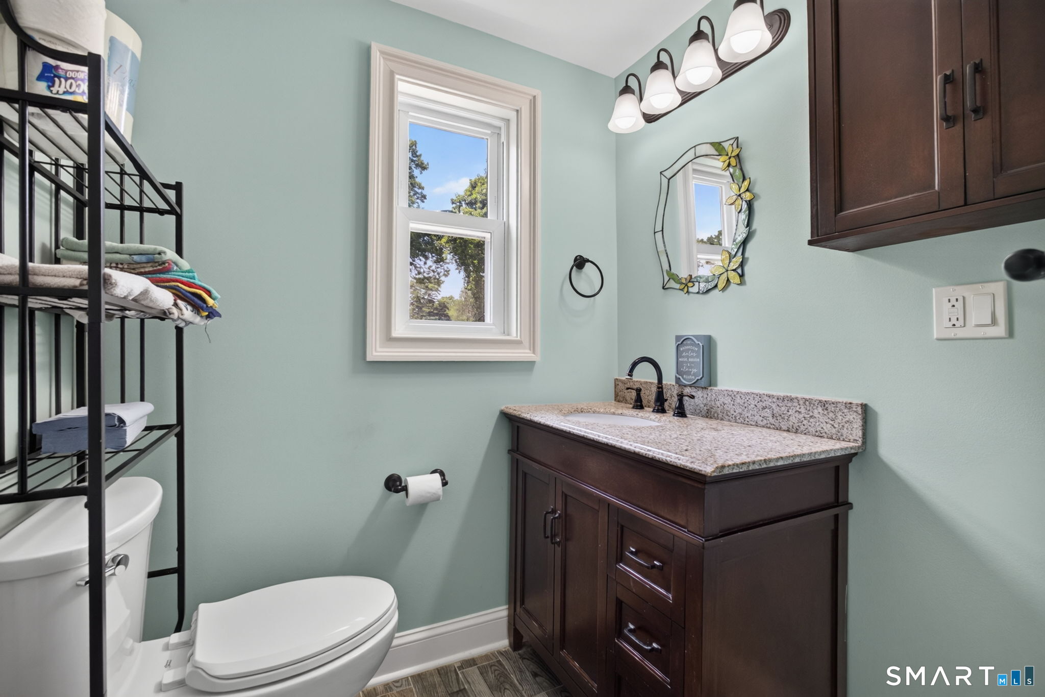 23 Oregon Avenue East Haven CT 06512