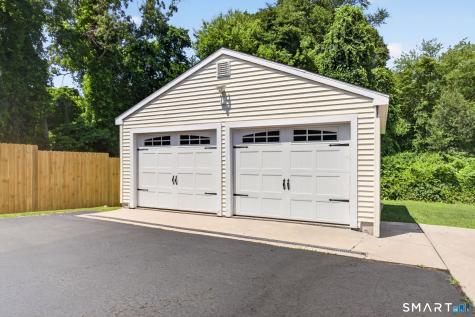 23 Oregon Avenue East Haven CT 06512