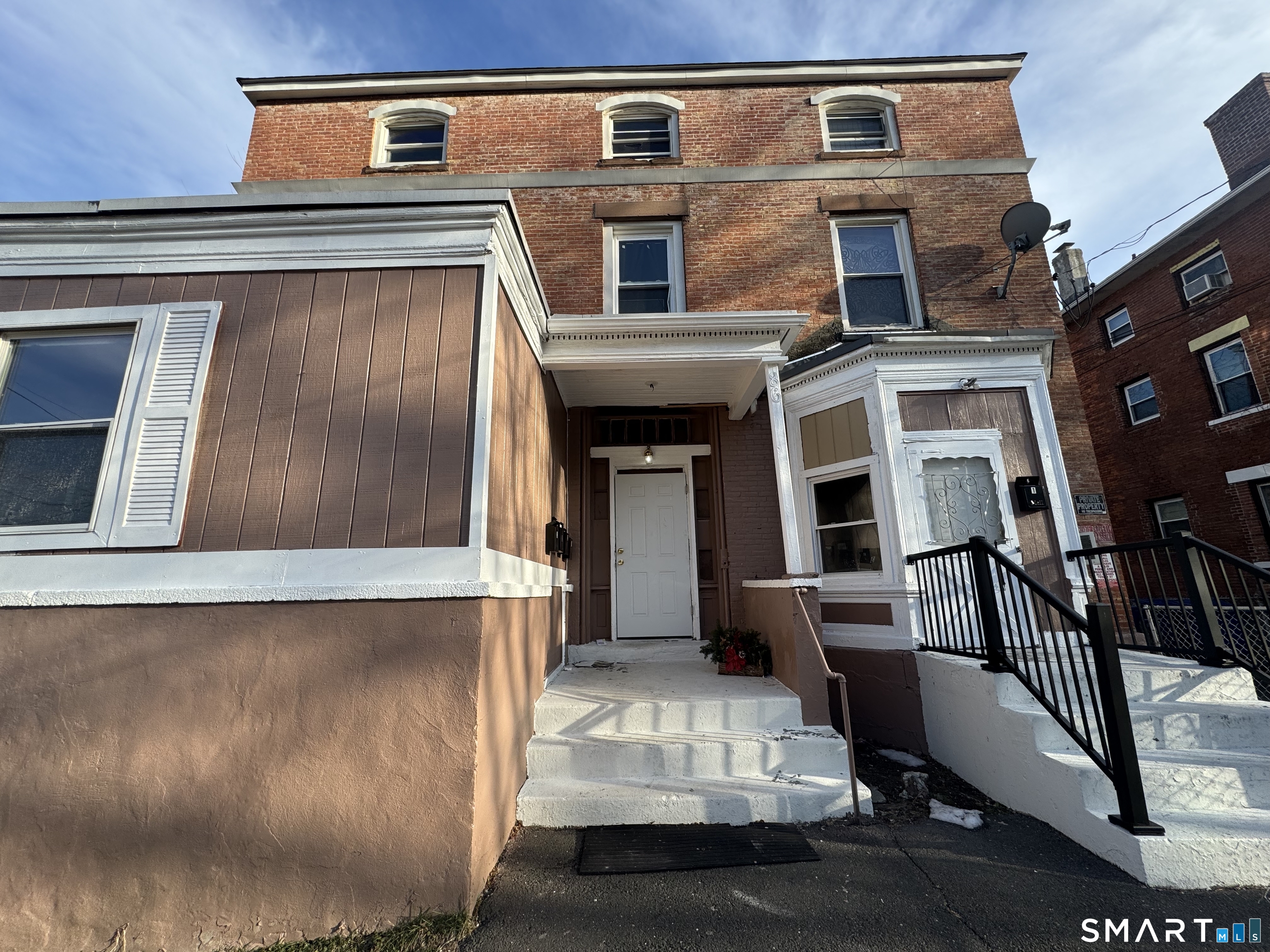 86 Edwards Street Hartford CT 06382