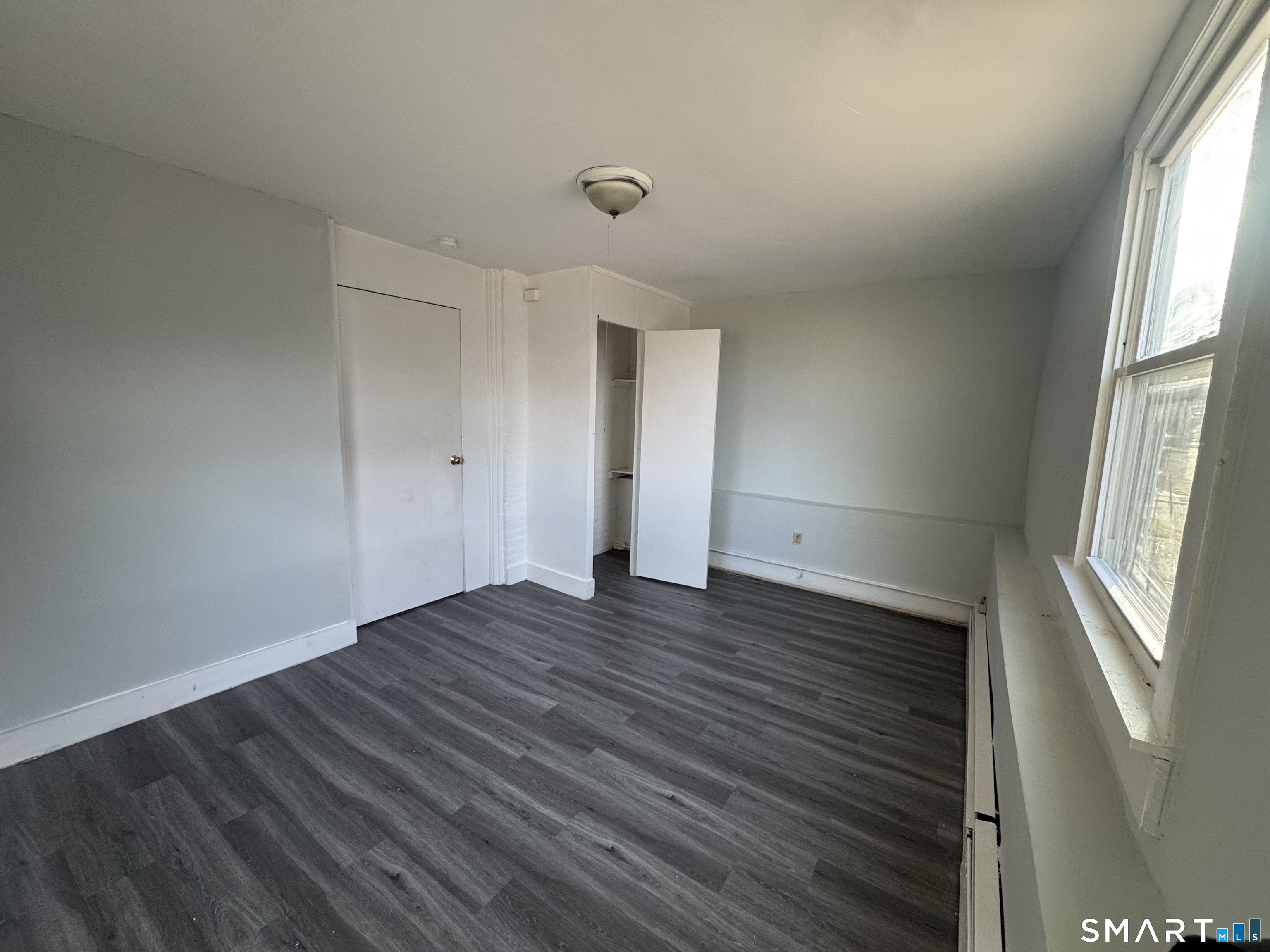 86 Edwards Street Hartford CT 06382