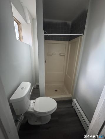 86 Edwards Street Hartford CT 06382