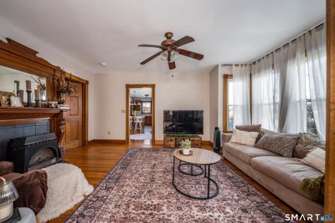 141 West Broad Street Stonington CT 06379