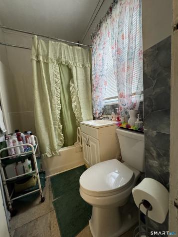 6 Williams Street New London CT 06320