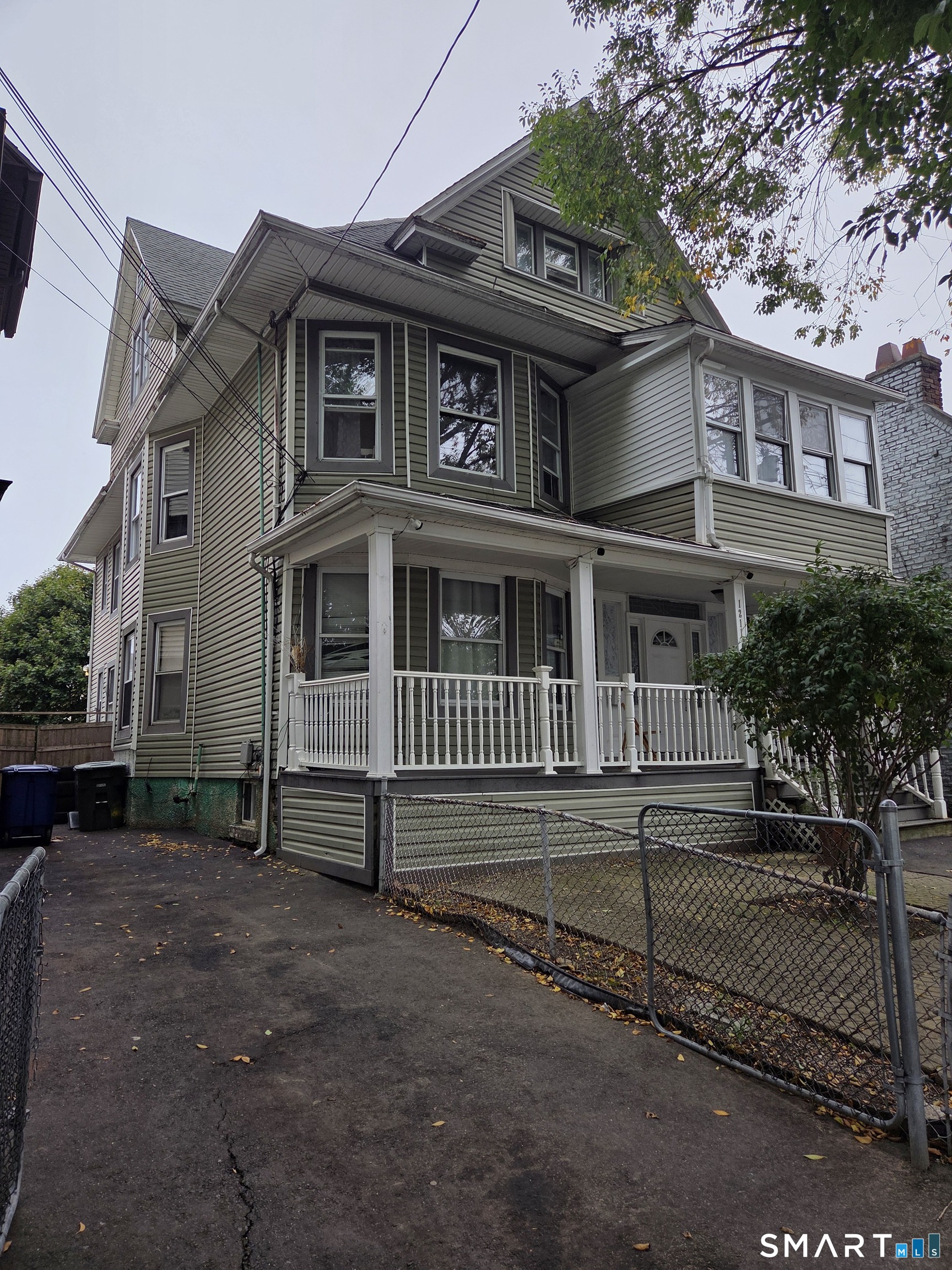 1211 Park Avenue Bridgeport CT 06604