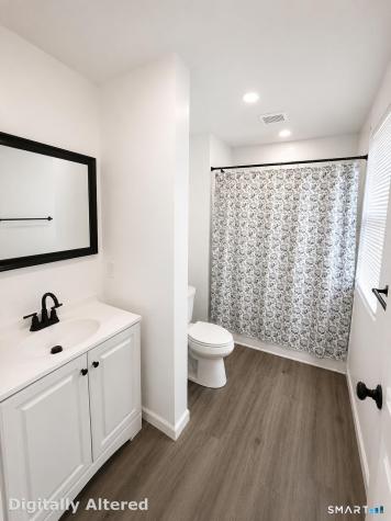 15 Lincoln Place Bristol CT 06010