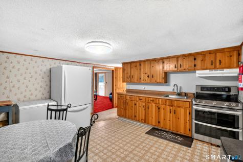 1355 Poquonock Avenue Windsor CT 06095