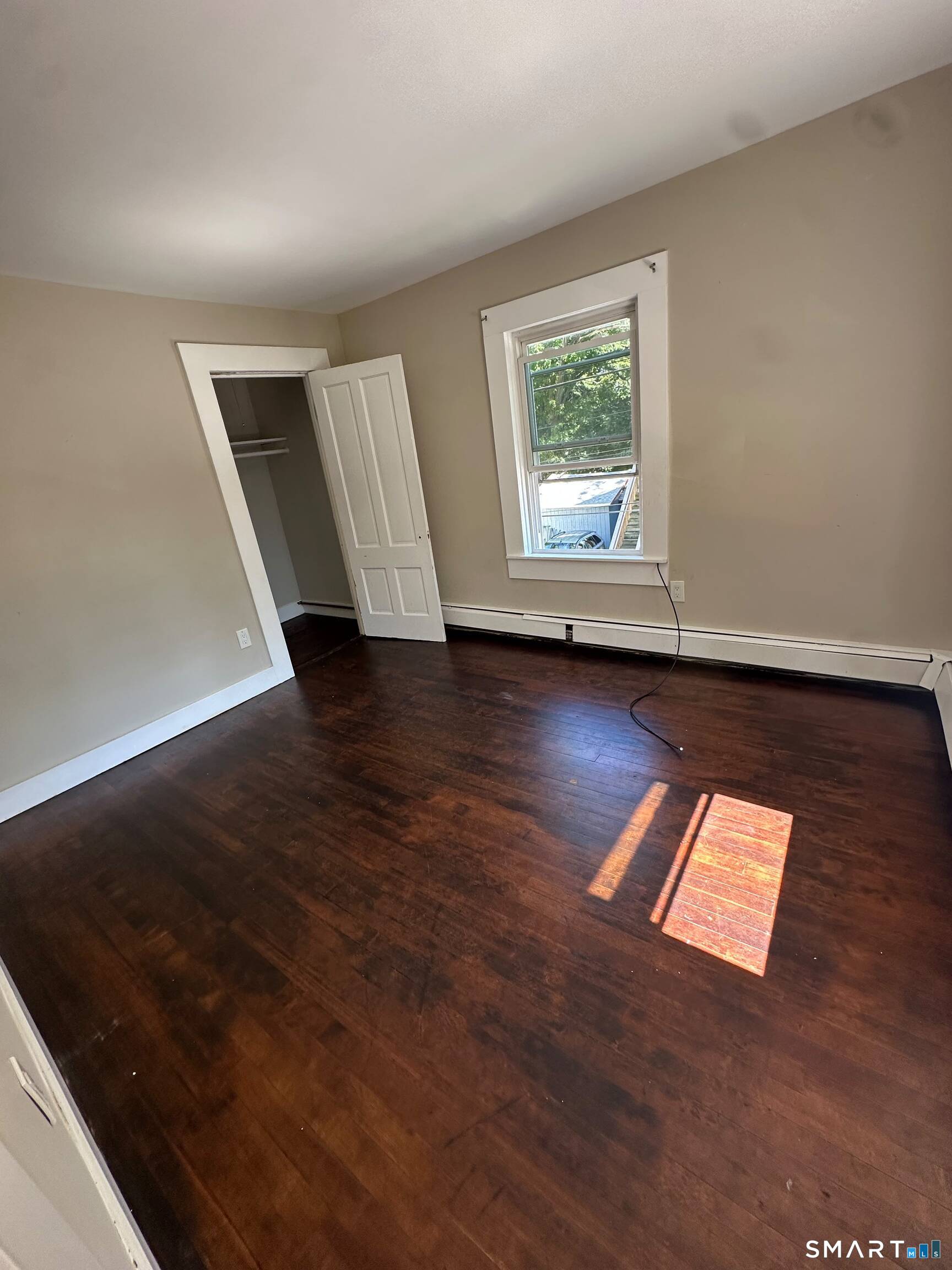 28 Durfey Street Norwich CT 06360