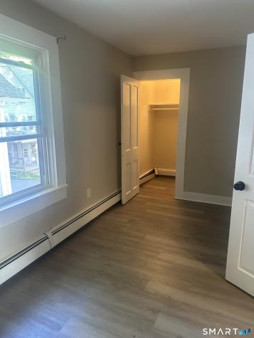 28 Durfey Street Norwich CT 06360