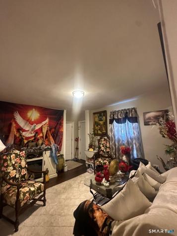 28 Durfey Street Norwich CT 06360