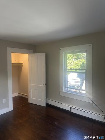 28 Durfey Street Norwich CT 06360