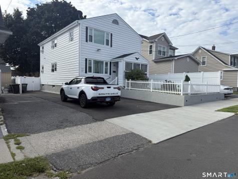 487 Salem Street Bridgeport CT 06606
