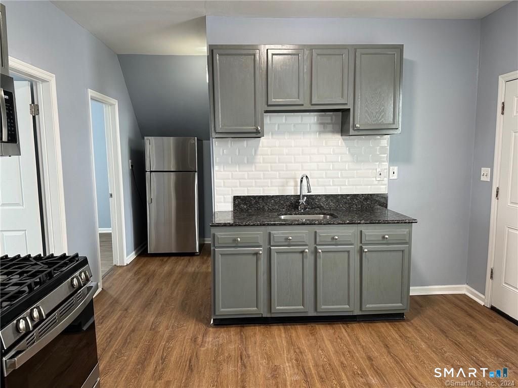 227 Newfield Avenue Bridgeport CT 06607