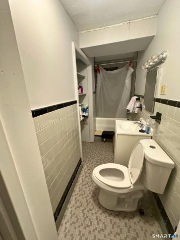 747 Dixwell Avenue New Haven CT 06511