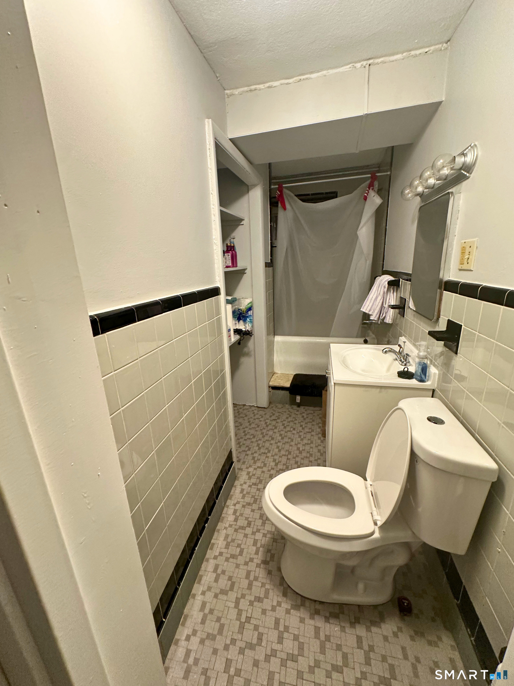 747 Dixwell Avenue New Haven CT 06511