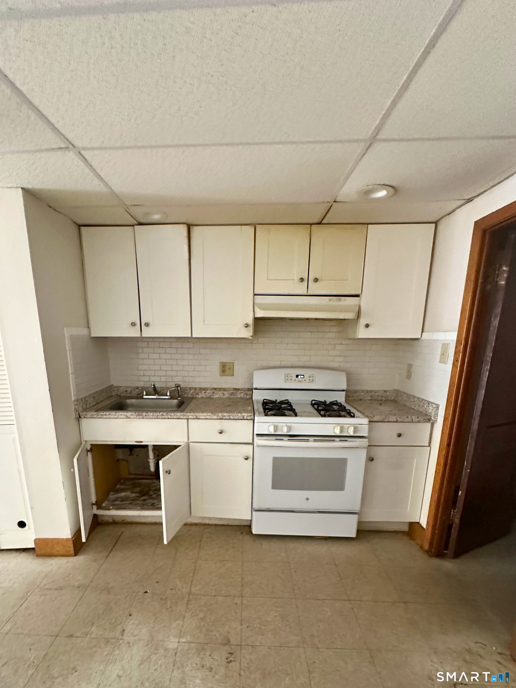 747 Dixwell Avenue New Haven CT 06511