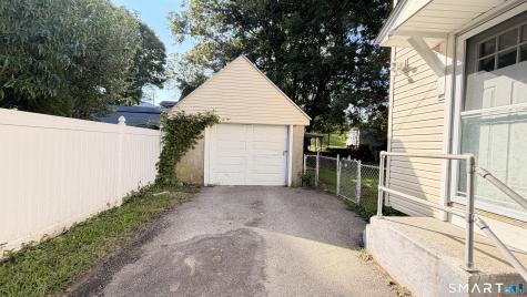 19-21 Quarry Street Norwich CT 06360