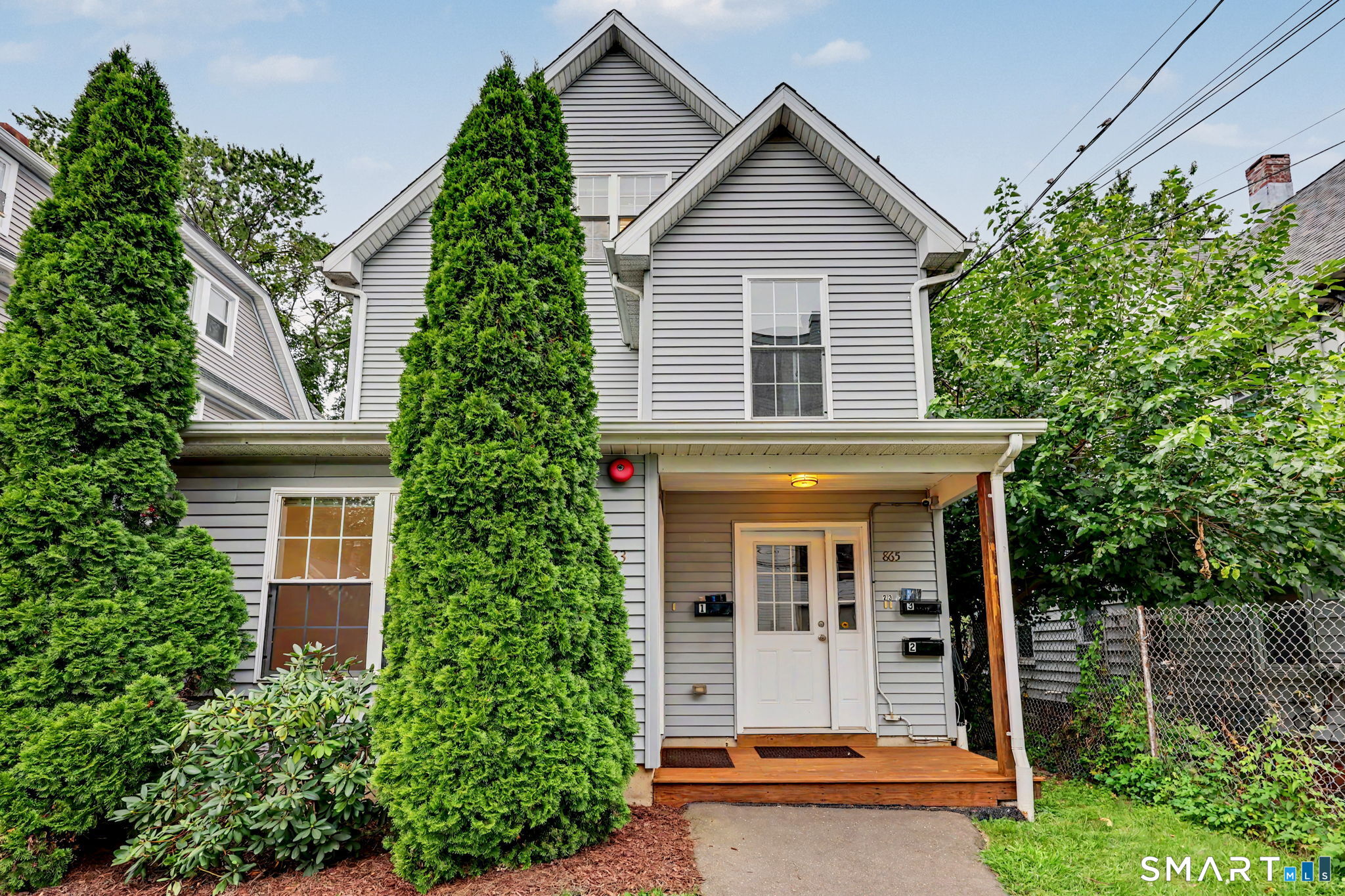 863-865 Brewster Street Bridgeport CT 06605