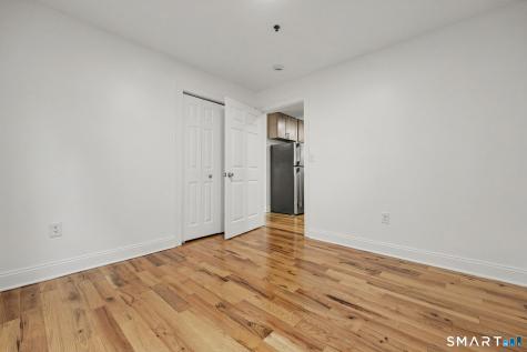 863-865 Brewster Street Bridgeport CT 06605