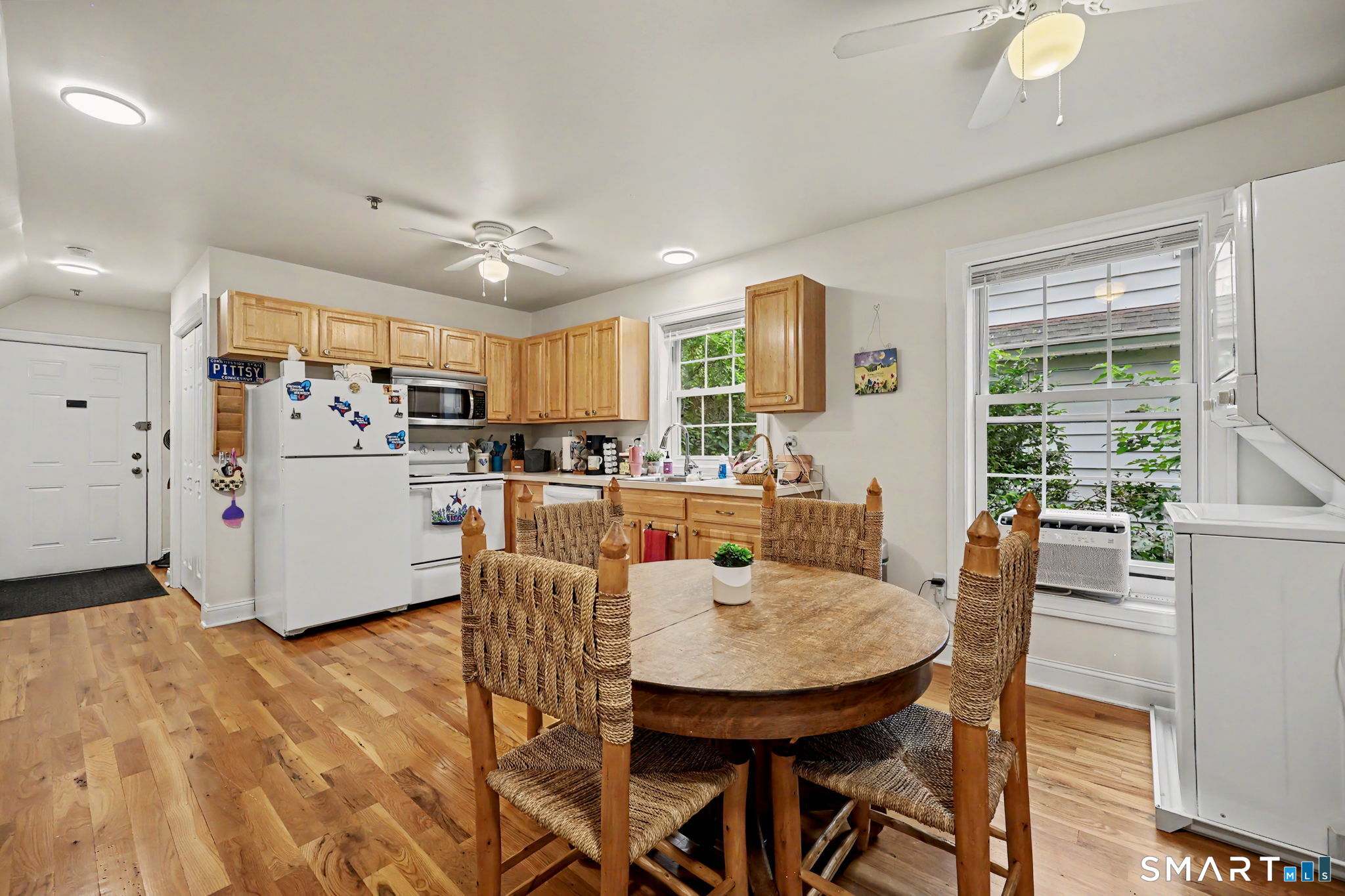 863-865 Brewster Street Bridgeport CT 06605