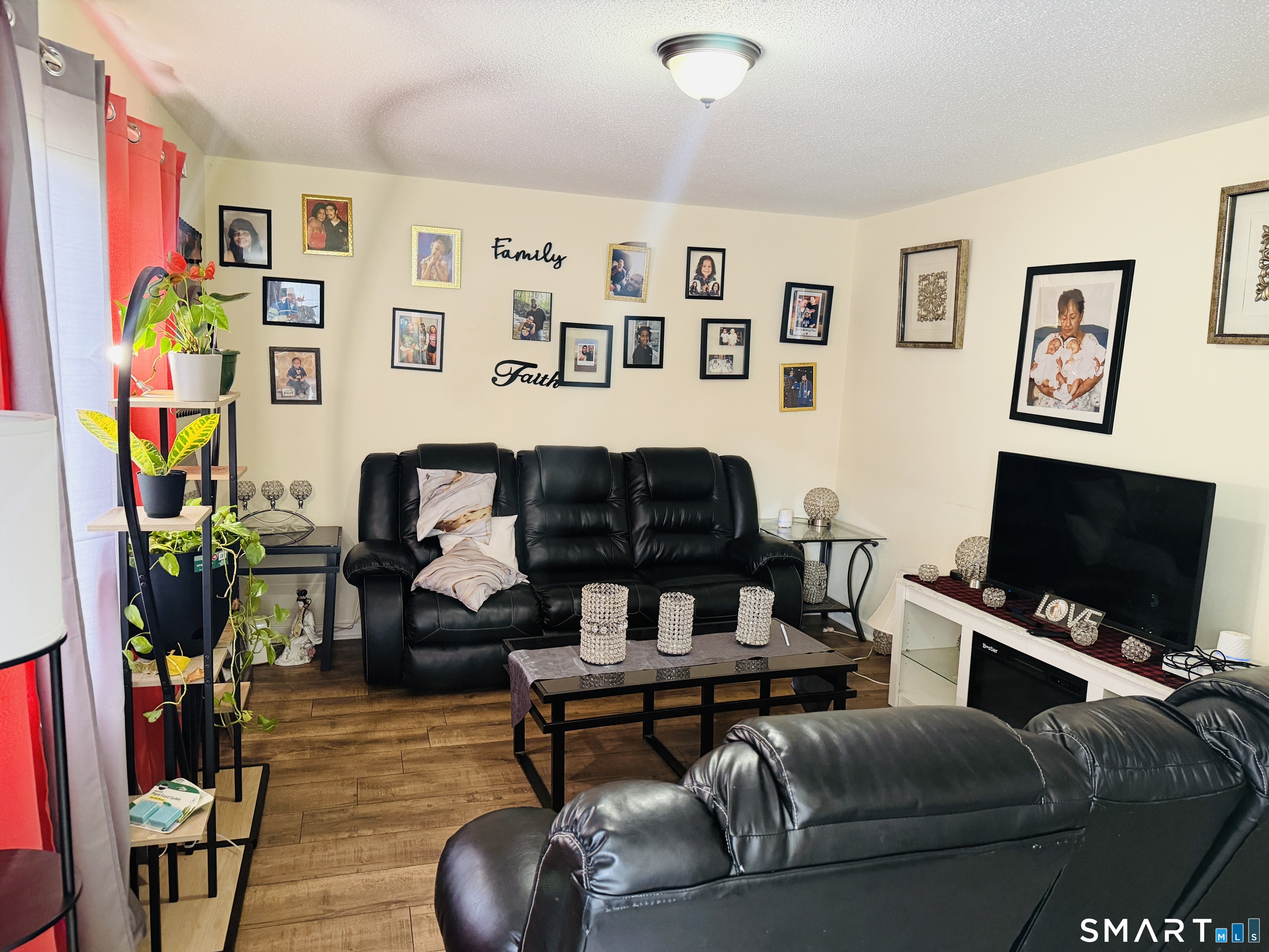 68-70 Arnold Street Hartford CT 06106