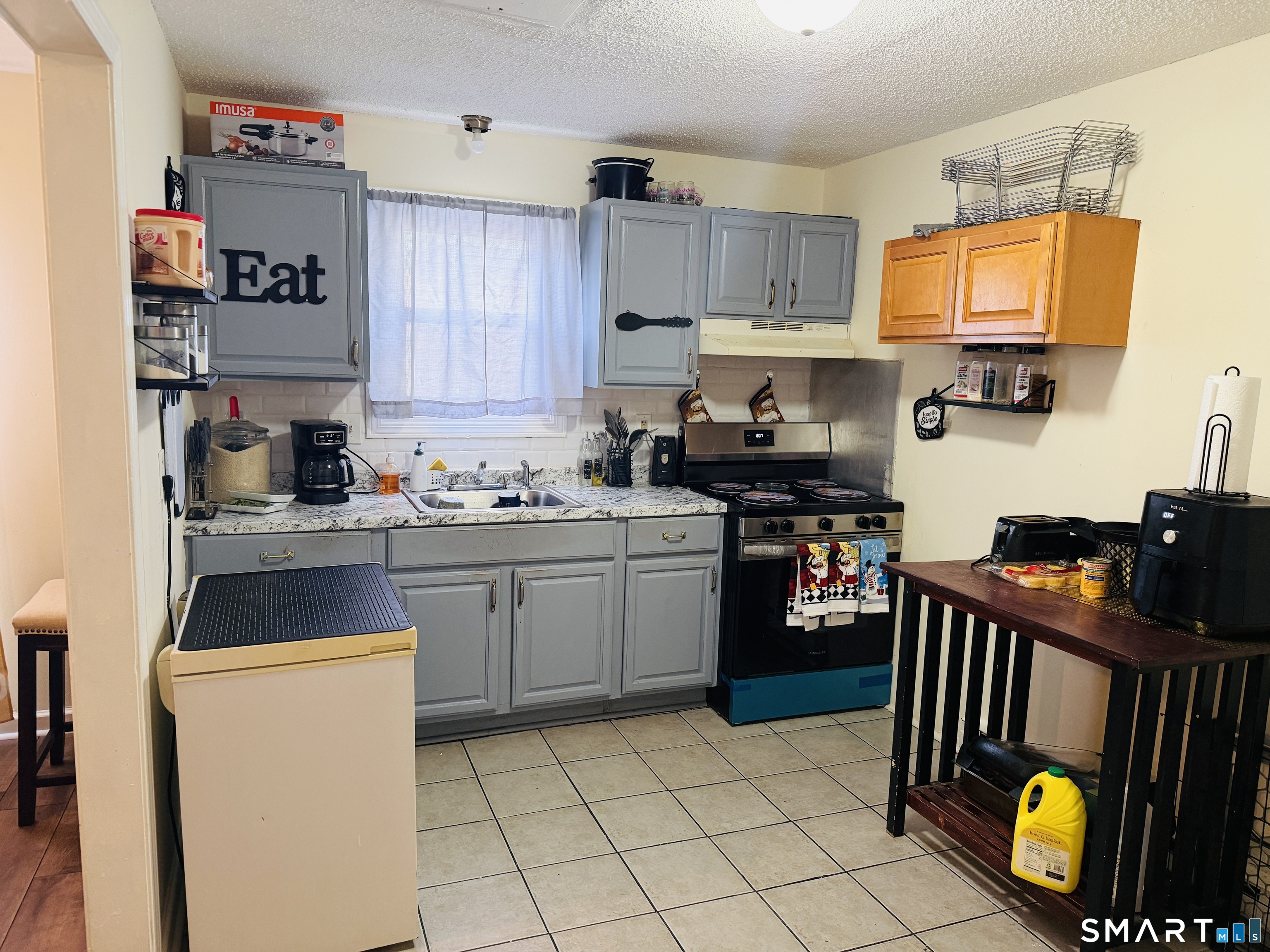 68-70 Arnold Street Hartford CT 06106