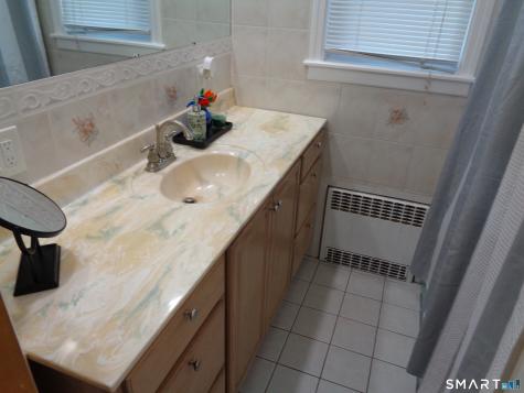 841 Highland Avenue Waterbury CT 06708