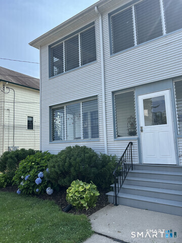 27 Vincent Street West Hartford CT 06119