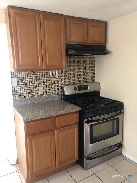 44 Dudley Street Hamden CT 06517