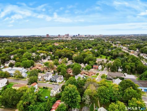 44 Dudley Street Hamden CT 06517