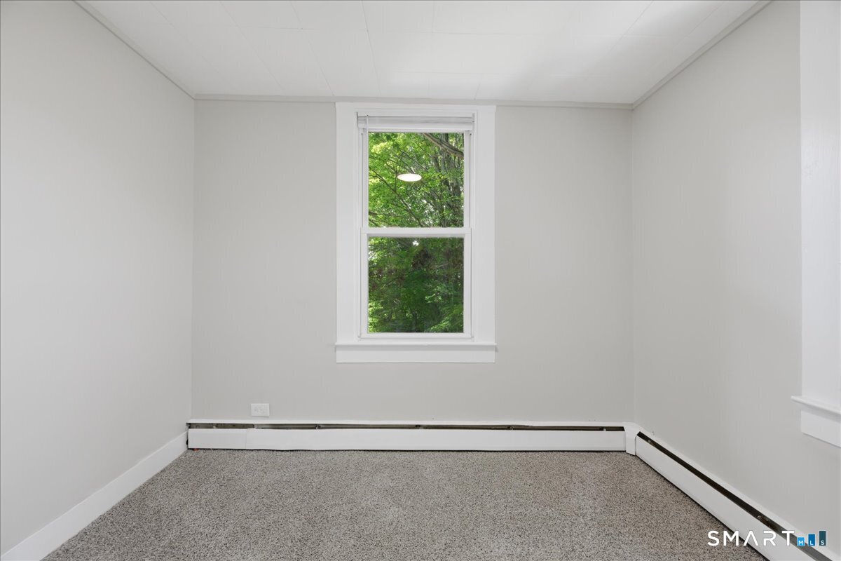 371 Laurel Hill Avenue Norwich CT 06360
