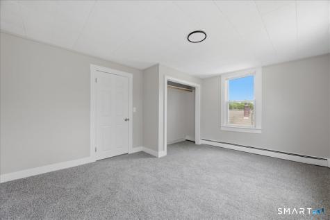 371 Laurel Hill Avenue Norwich CT 06360