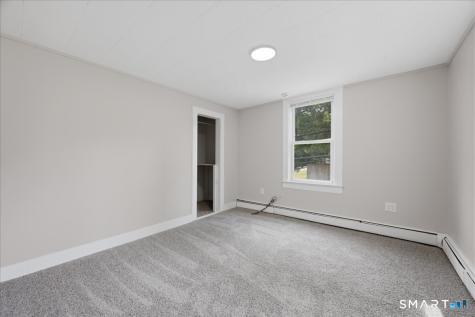 371 Laurel Hill Avenue Norwich CT 06360