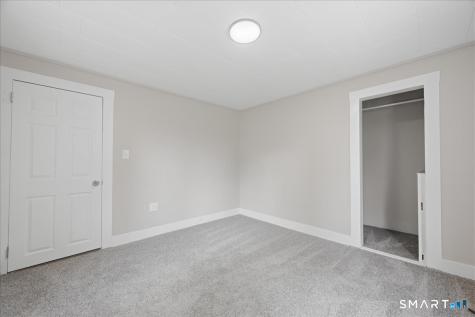 371 Laurel Hill Avenue Norwich CT 06360
