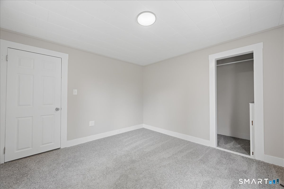 371 Laurel Hill Avenue Norwich CT 06360