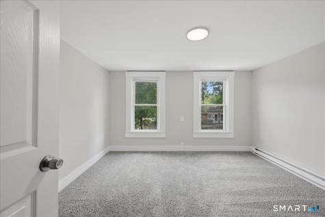 371 Laurel Hill Avenue Norwich CT 06360