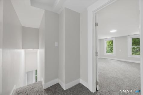 371 Laurel Hill Avenue Norwich CT 06360