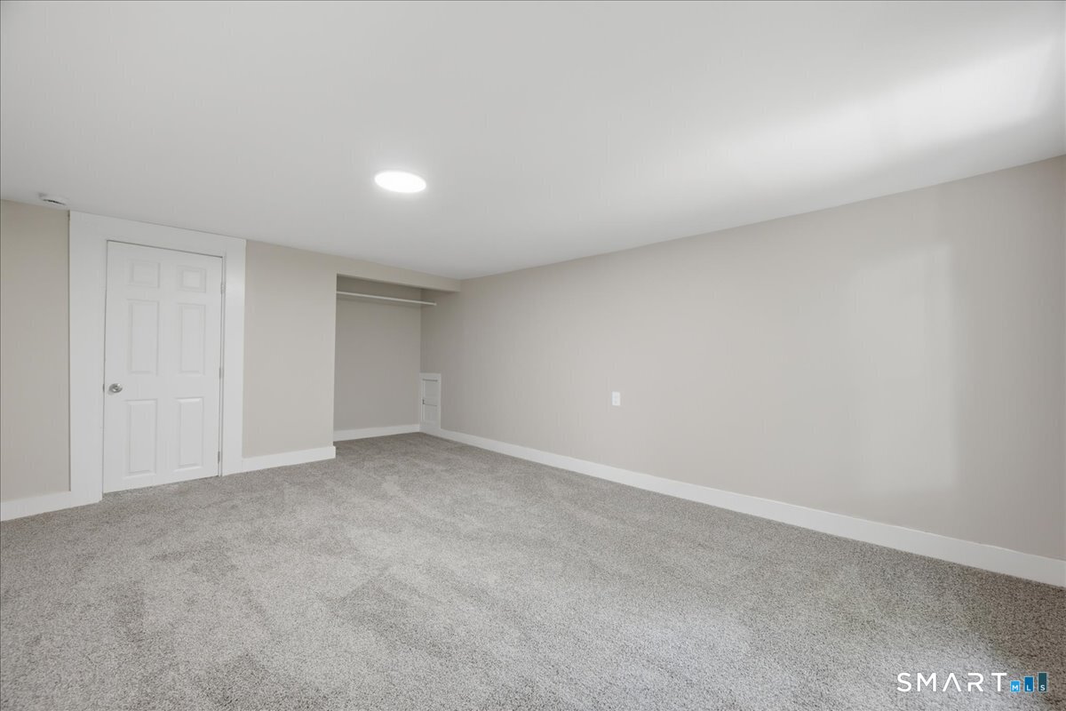 371 Laurel Hill Avenue Norwich CT 06360