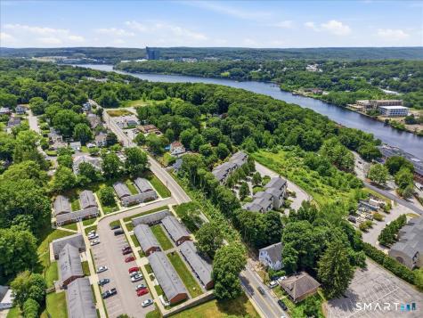 371 Laurel Hill Avenue Norwich CT 06360