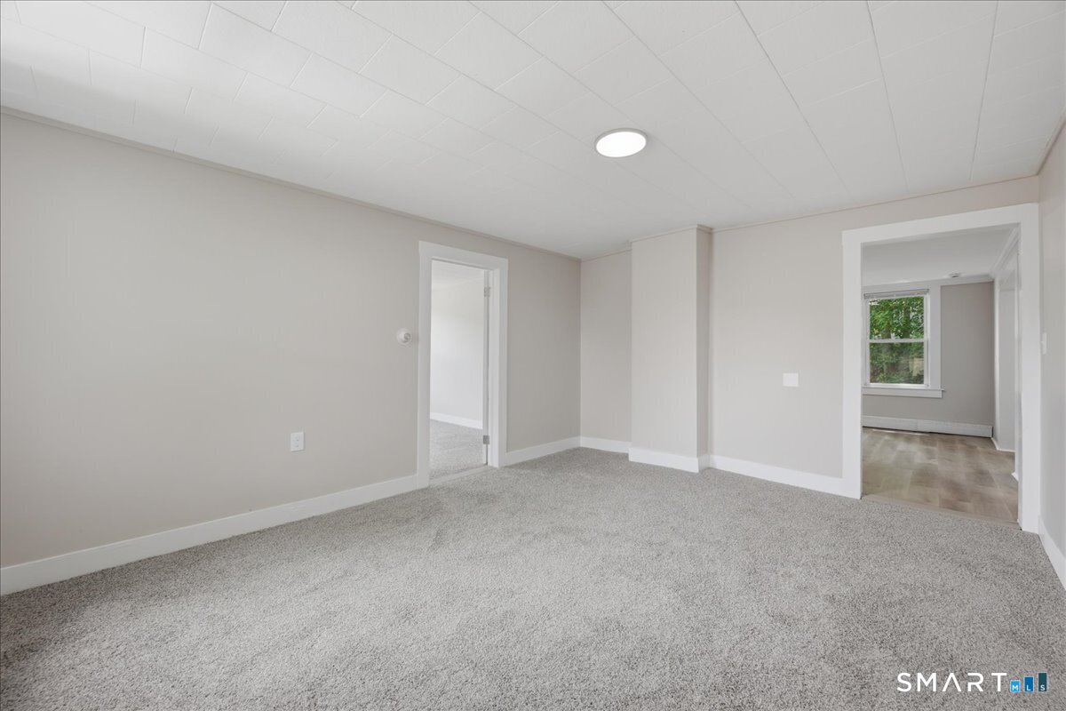 371 Laurel Hill Avenue Norwich CT 06360