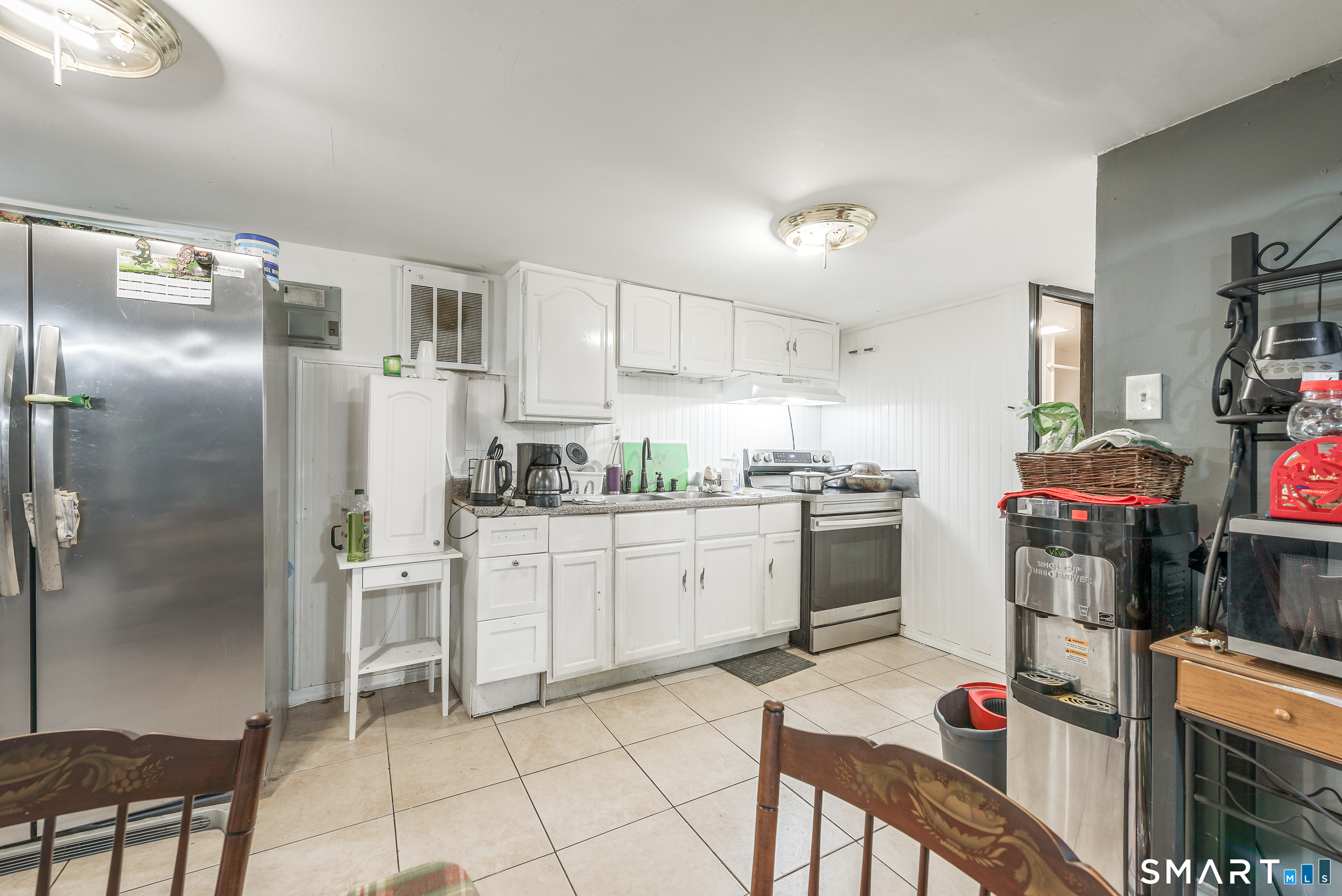 816 Burnside Avenue East Hartford CT 06108