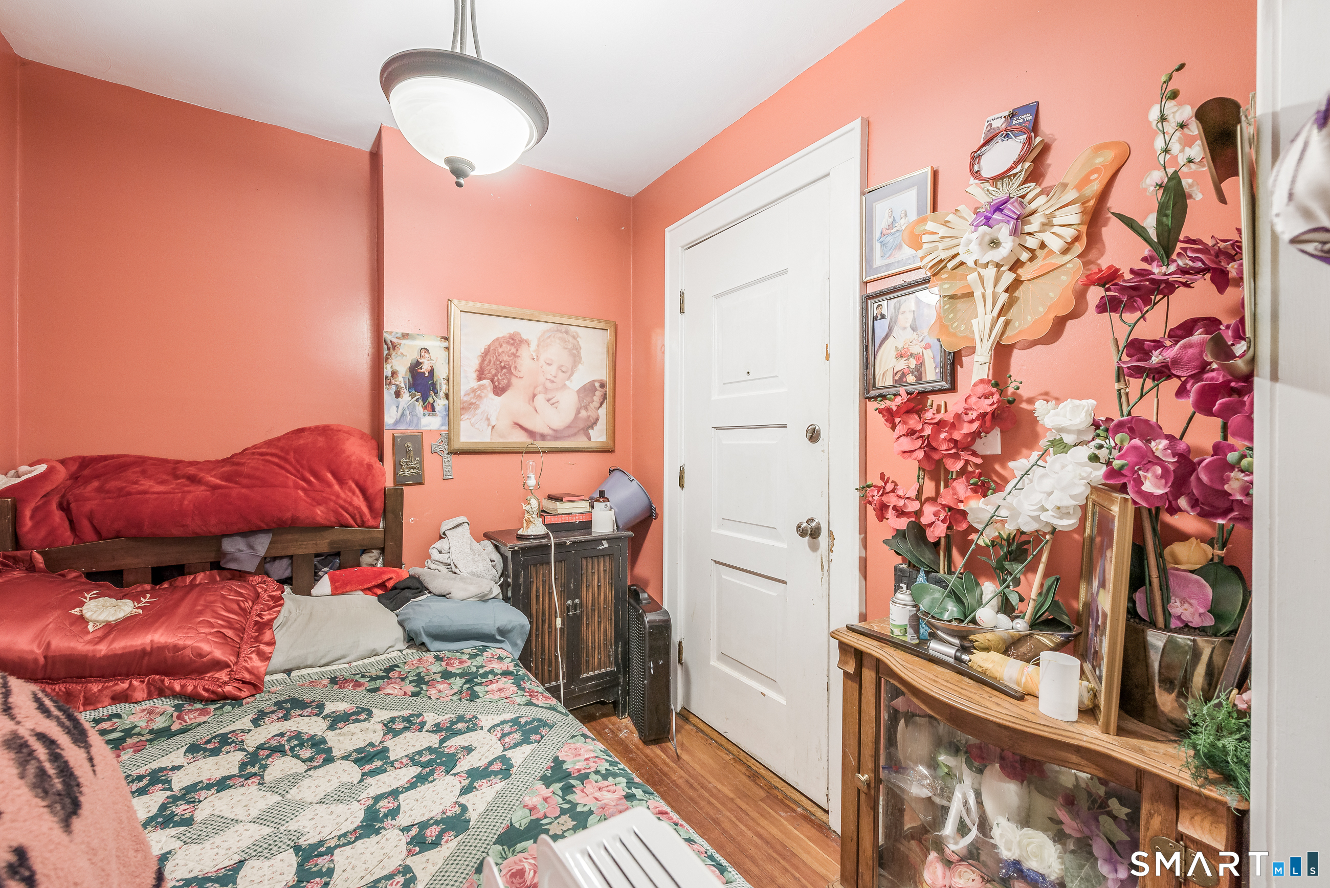 816 Burnside Avenue East Hartford CT 06108