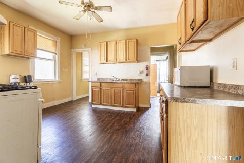 28 Edgewood Street Hartford CT 06112