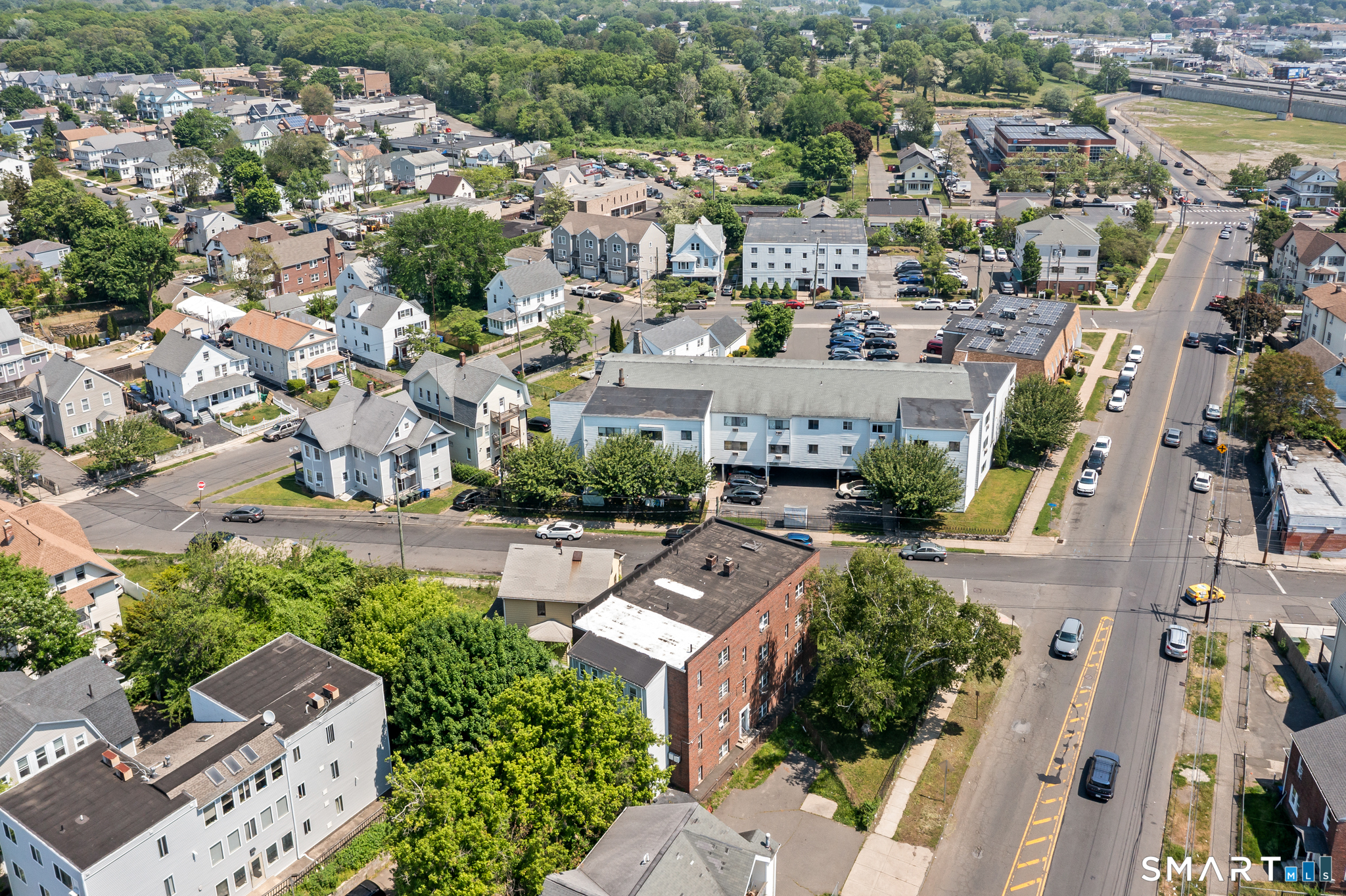 305 Parrott Avenue Bridgeport CT 06606