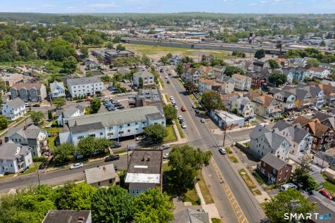 305 Parrott Avenue Bridgeport CT 06606