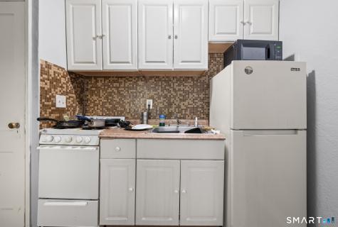 305 Parrott Avenue Bridgeport CT 06606