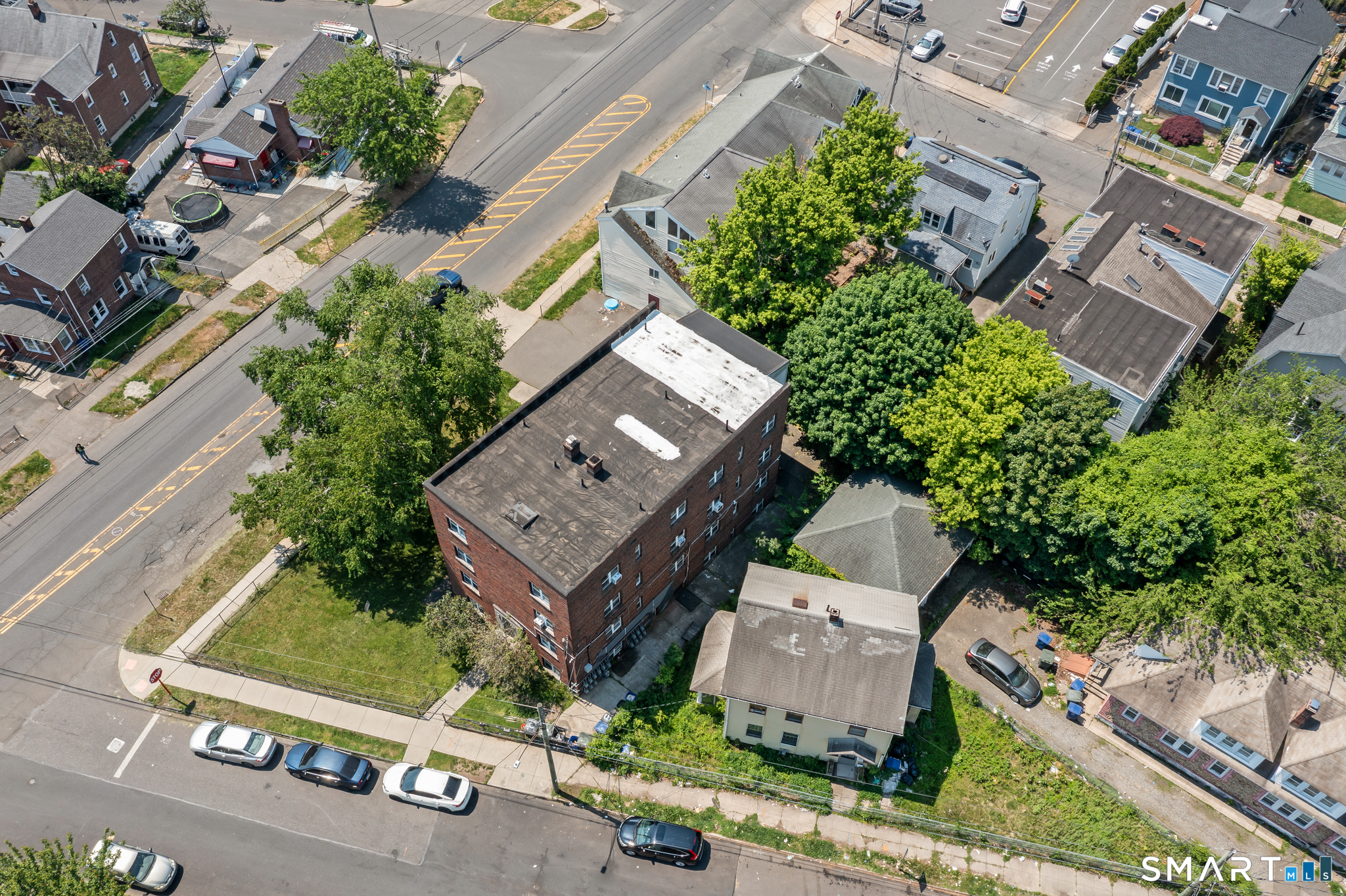 305 Parrott Avenue Bridgeport CT 06606